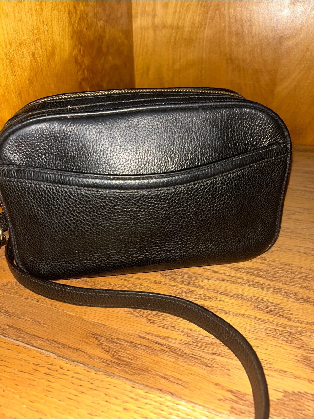 Coach Black Pebbled Leather Crossbody Camera bag with Gold Hardware - Picture 3 of 8